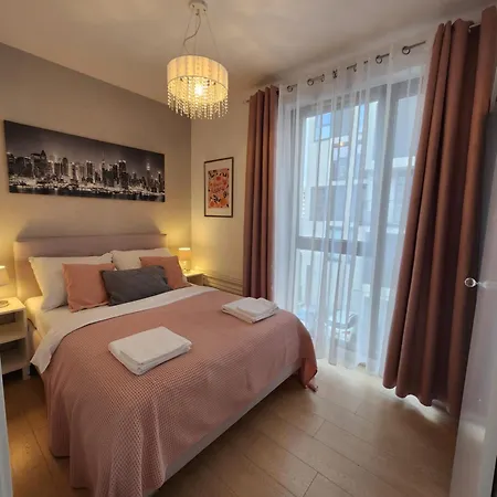 Premium Spire +parking Apartment Warsaw