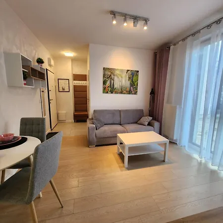 Premium Spire +parking Varsovie